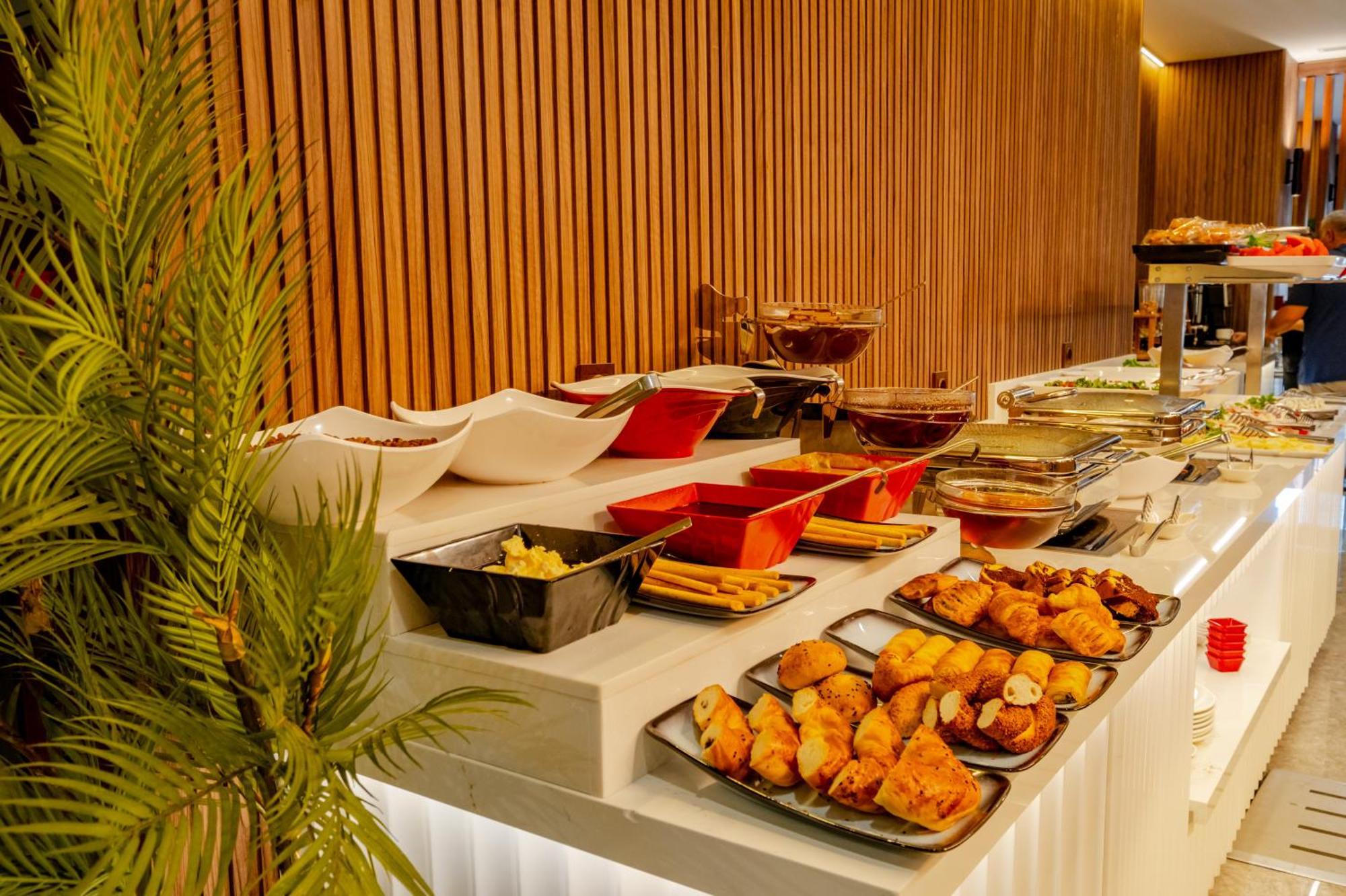 Frt Airlines Hotel - Istanbul Airport Arnavutkoy Ngoại thất bức ảnh