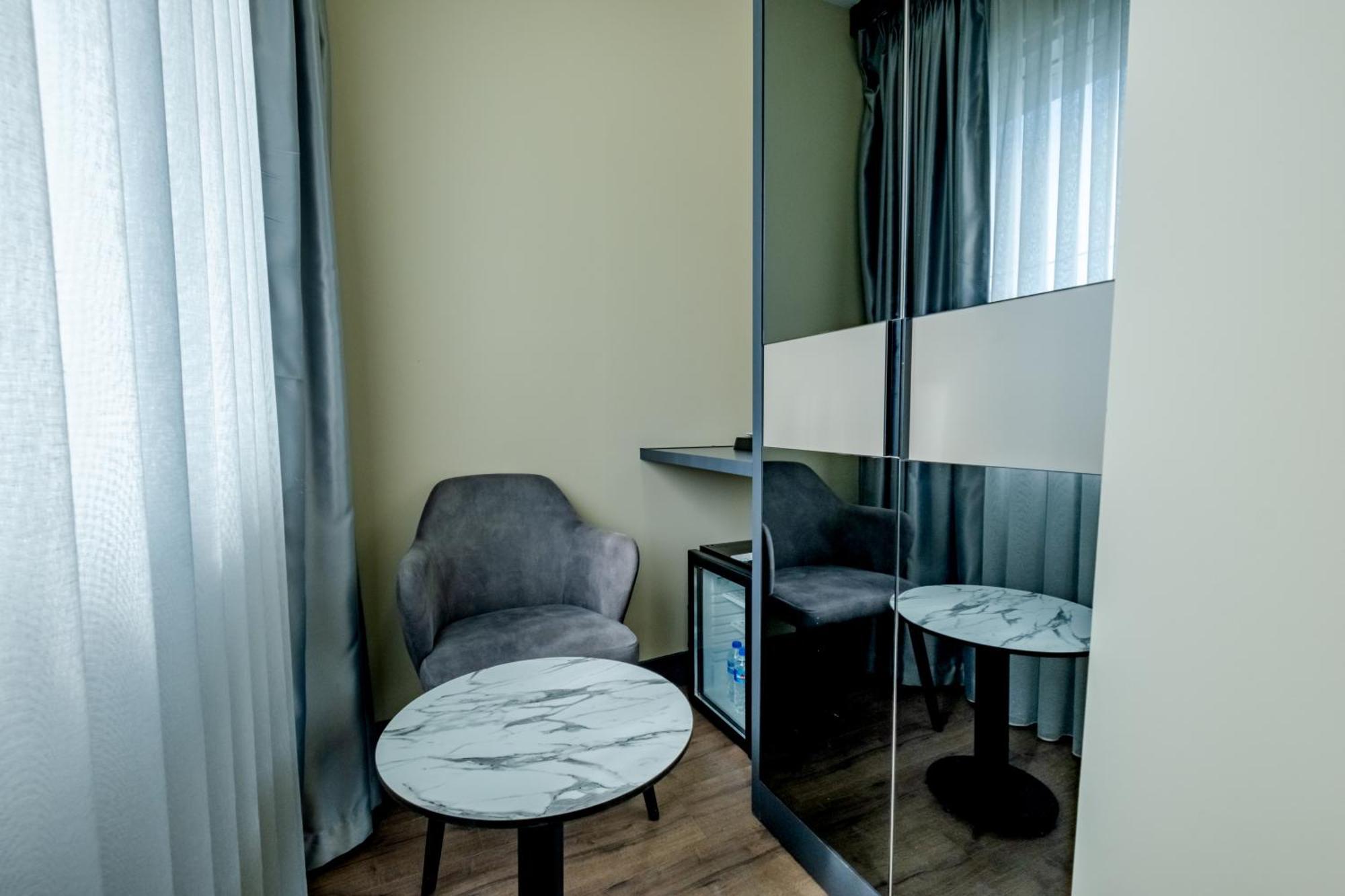 Frt Airlines Hotel - Istanbul Airport Arnavutkoy Ngoại thất bức ảnh