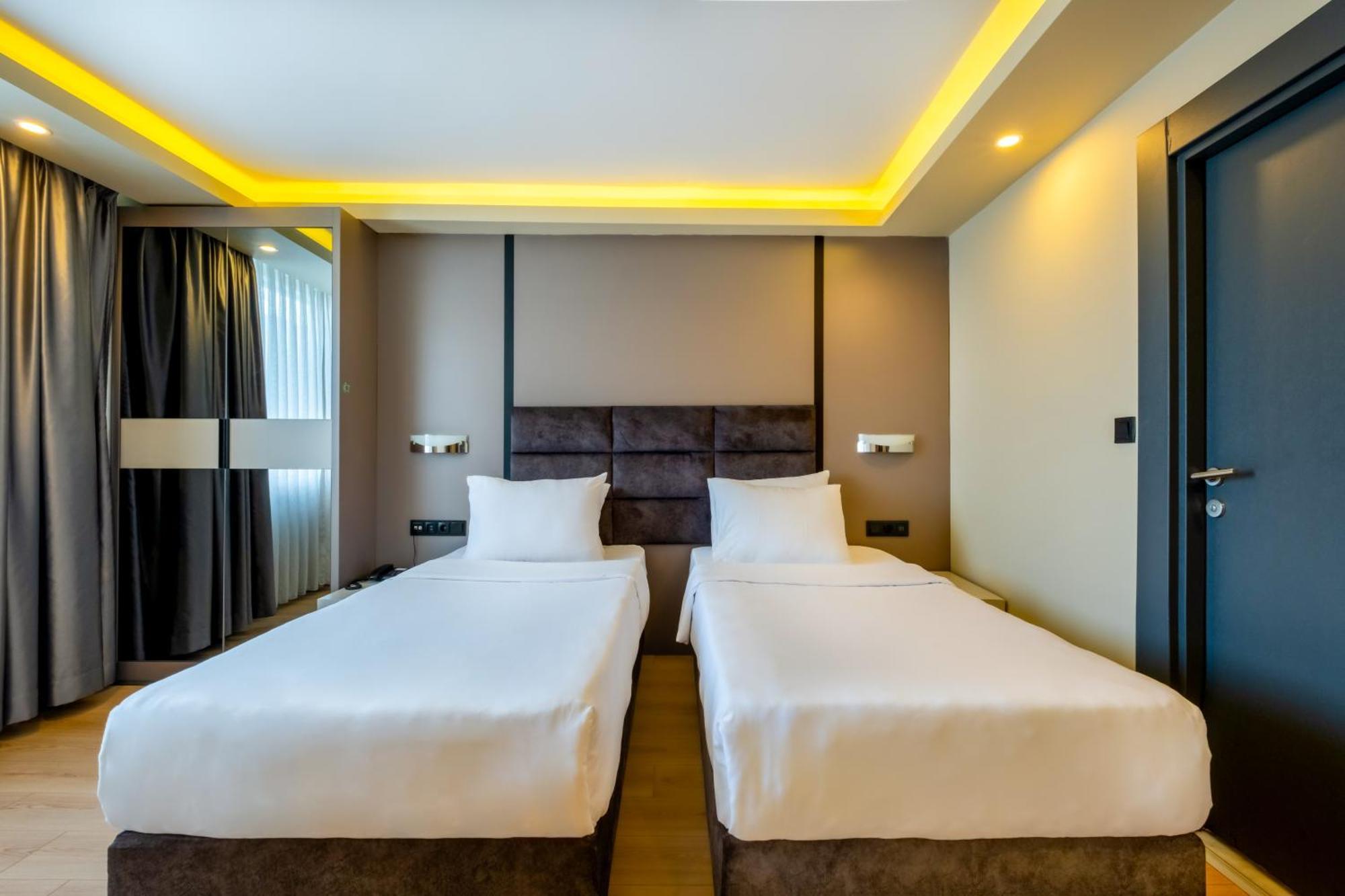 Frt Airlines Hotel - Istanbul Airport Arnavutkoy Ngoại thất bức ảnh