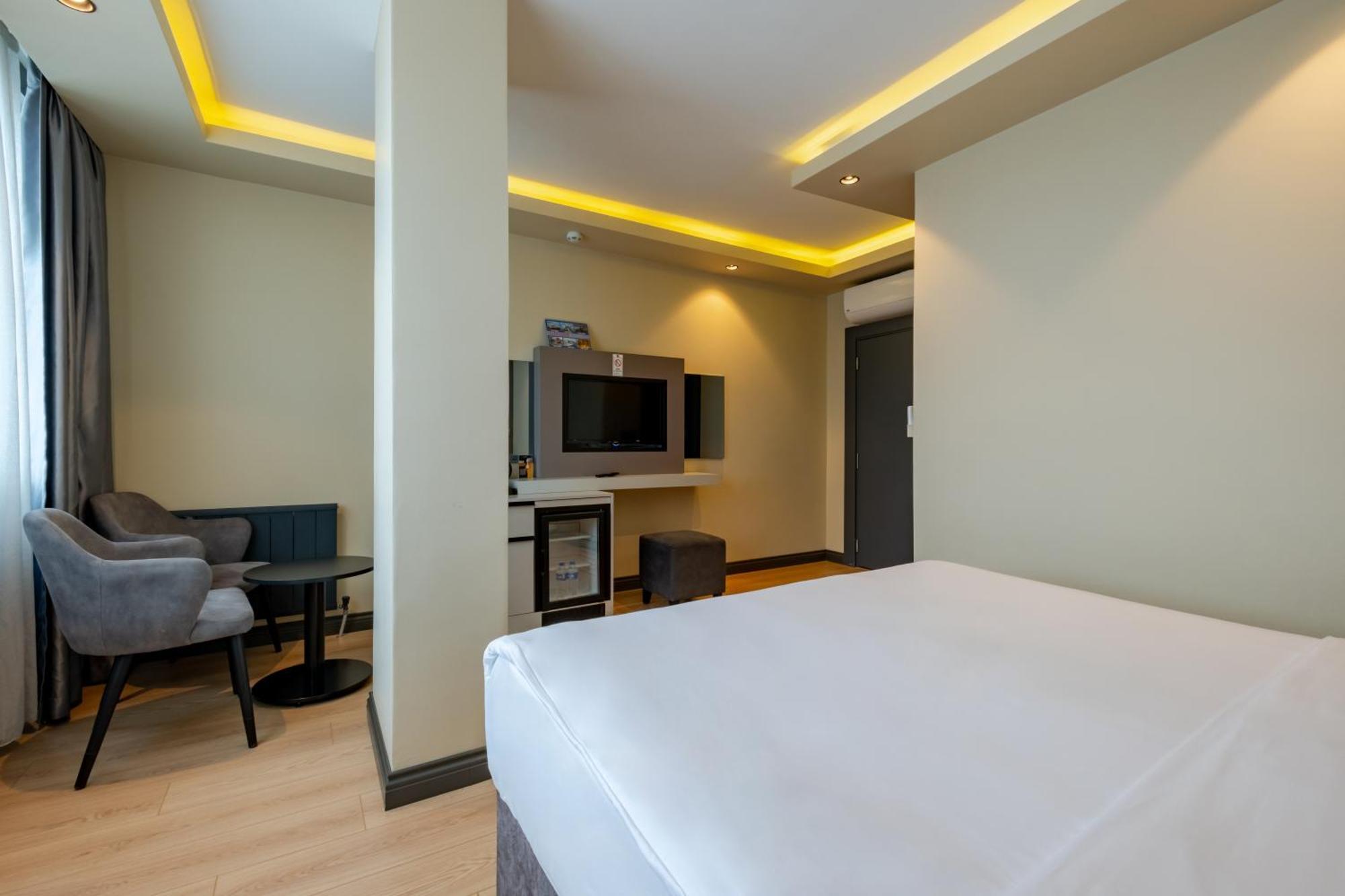 Frt Airlines Hotel - Istanbul Airport Arnavutkoy Ngoại thất bức ảnh