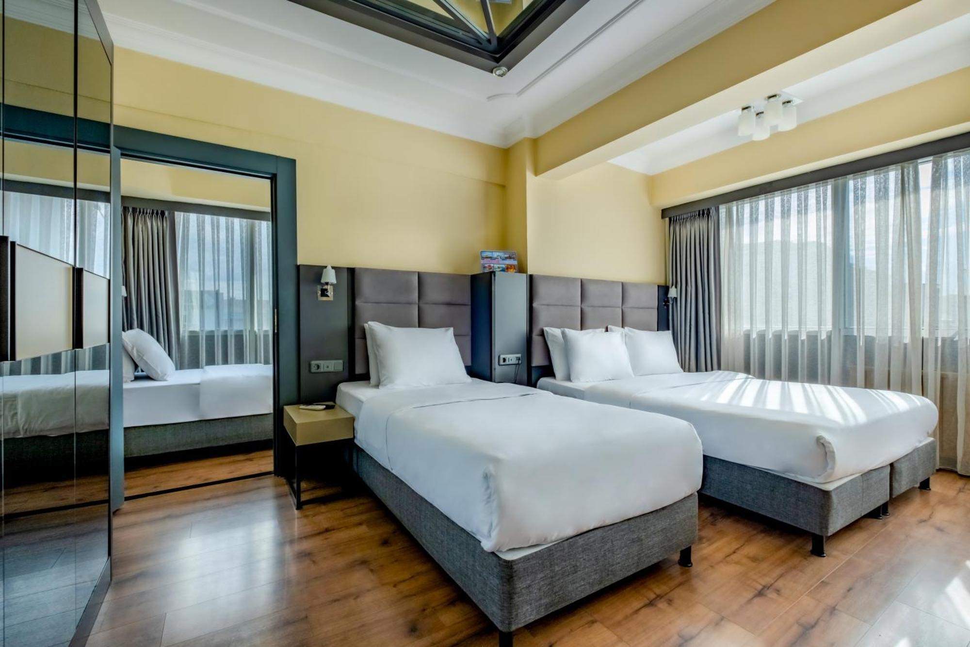 Frt Airlines Hotel - Istanbul Airport Arnavutkoy Ngoại thất bức ảnh